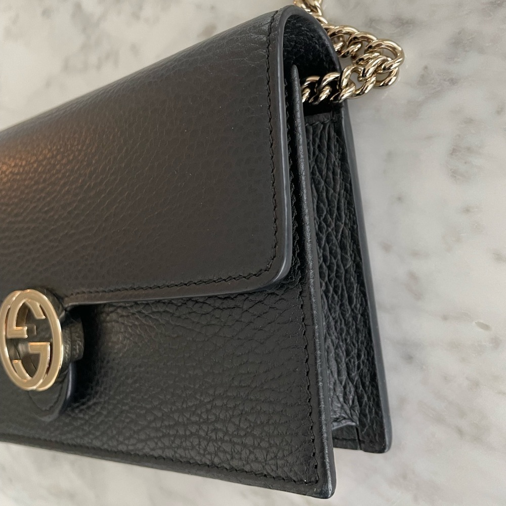 Gucci Black Leather Interlocking GG Wallet On Chain (SOLD) - Picture 7 of 13